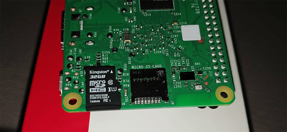 Raspberry and MicroSD card